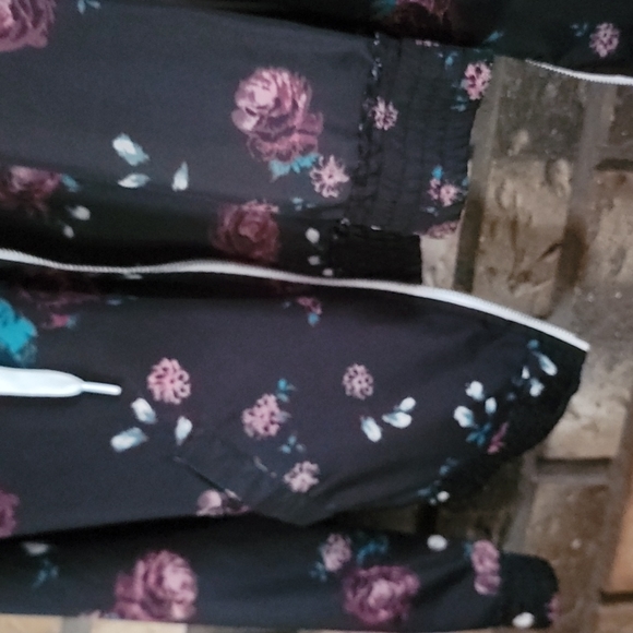 Light Jacket - Picture 4 of 4